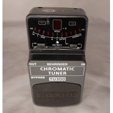 Behringer Chromatic Guitar / Bass Tuner TU300